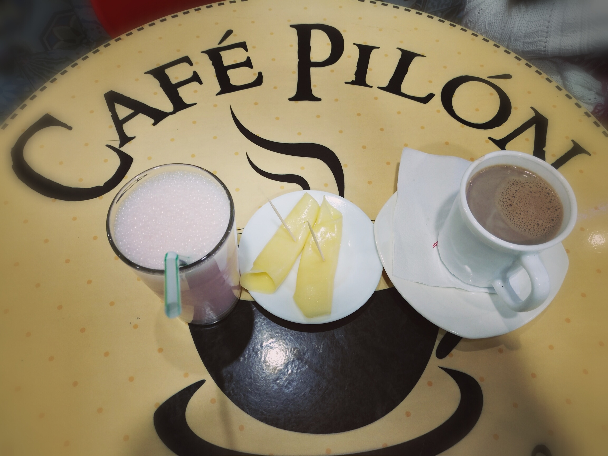 Café Pilón, lugar acogedor | Cafeto Cinema